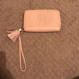 Tory Burch Millennial Pink Wristlet